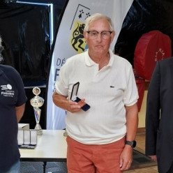 Didier reçoit la médaille du Mérite Régional